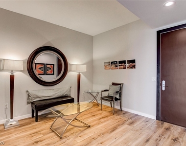 4575 Dean Martin Drive - Photo Thumbnail 19