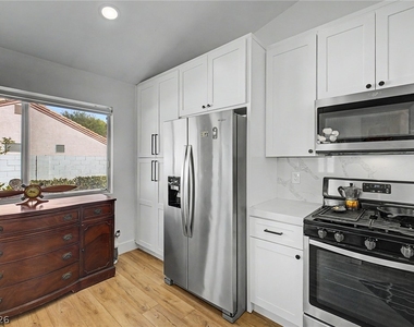 679 Scenic Tierra Lane - Photo Thumbnail 11