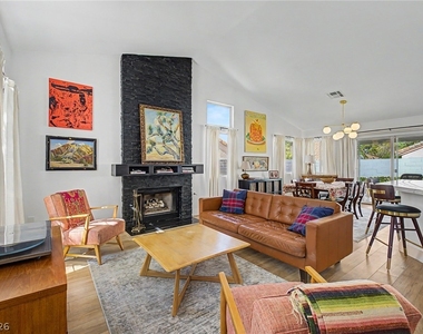 679 Scenic Tierra Lane - Photo Thumbnail 3