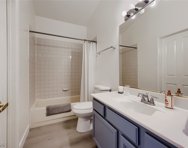 8301 Boseck Drive - Photo Thumbnail 21