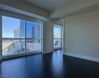 2700 S Las Vegas Boulevard - Photo Thumbnail 9