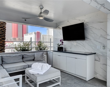 2700 S Las Vegas Boulevard - Photo Thumbnail 25
