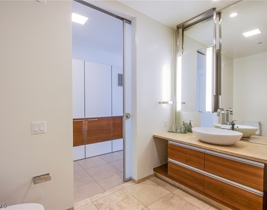 3722 Las Vegas Boulevard - Photo Thumbnail 10