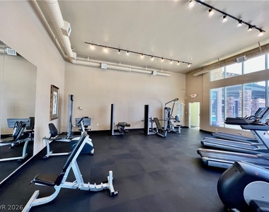 4410 Sandy River Drive - Photo Thumbnail 32