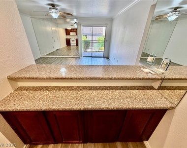 4410 Sandy River Drive - Photo Thumbnail 8