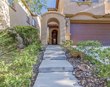10847 Iona Island Avenue - Photo Thumbnail 2