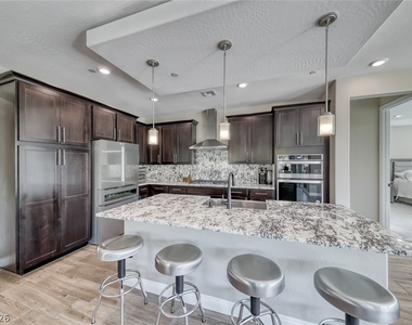 57 Stone Yucca Court - Photo Thumbnail 6