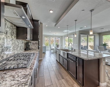 57 Stone Yucca Court - Photo Thumbnail 8