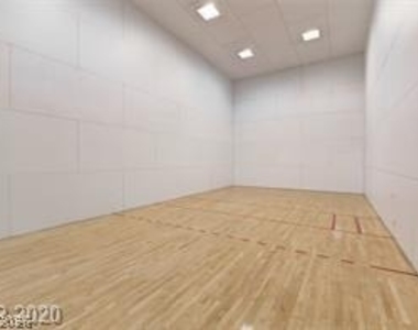 270 E Flamingo Road - Photo Thumbnail 22