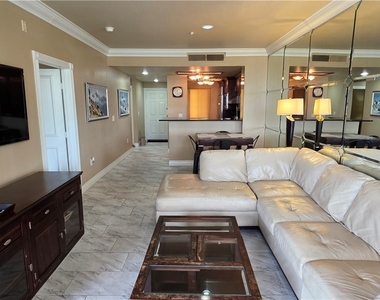 270 E Flamingo Road - Photo Thumbnail 7
