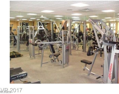 270 E Flamingo Road - Photo Thumbnail 17