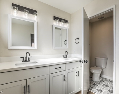 7201 Blizzard Lane - Photo Thumbnail 13