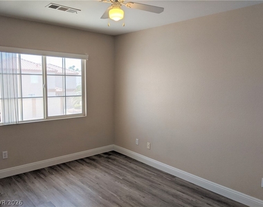 824 Ribbon Grass Avenue - Photo Thumbnail 19