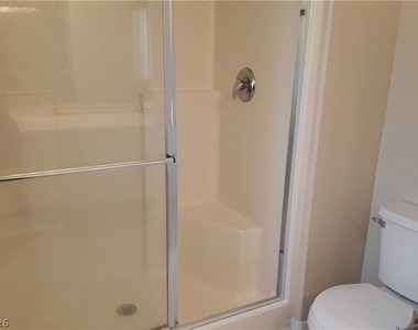 824 Ribbon Grass Avenue - Photo Thumbnail 15