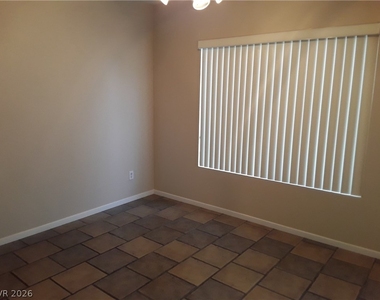 824 Ribbon Grass Avenue - Photo Thumbnail 7
