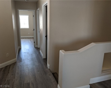 824 Ribbon Grass Avenue - Photo Thumbnail 16