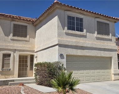 824 Ribbon Grass Avenue - Photo Thumbnail 2