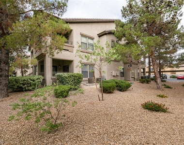 8250 N Grand Canyon Drive - Photo Thumbnail 3