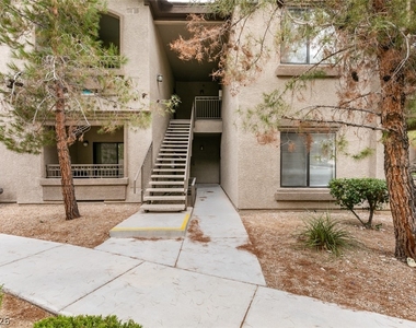 8250 N Grand Canyon Drive - Photo Thumbnail 1