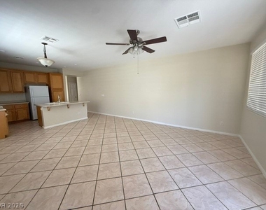 7634 Avila Beach Avenue - Photo Thumbnail 5