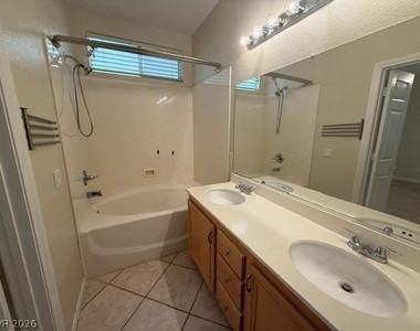 7634 Avila Beach Avenue - Photo Thumbnail 8