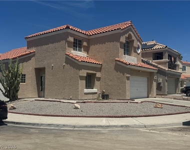 2724 Trotwood Lane - Photo Thumbnail 1