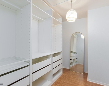 3826 Starfield Lane - Photo Thumbnail 30