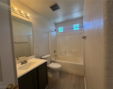 1541 Dusty Canyon Street - Photo Thumbnail 12