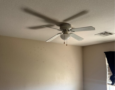 1541 Dusty Canyon Street - Photo Thumbnail 10