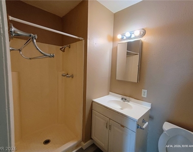 3663 Kolendo Court - Photo Thumbnail 10