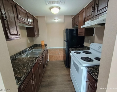 3663 Kolendo Court - Photo Thumbnail 5