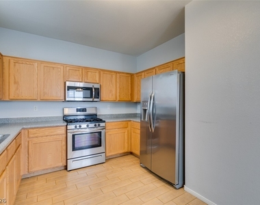1137 Village Crossing Lane - Photo Thumbnail 23
