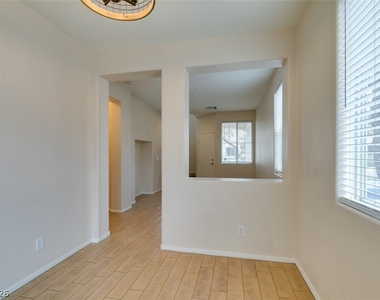 1137 Village Crossing Lane - Photo Thumbnail 18