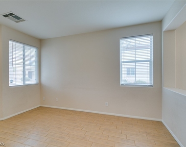 1137 Village Crossing Lane - Photo Thumbnail 6