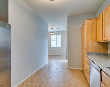 1137 Village Crossing Lane - Photo Thumbnail 26
