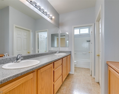 1137 Village Crossing Lane - Photo Thumbnail 35
