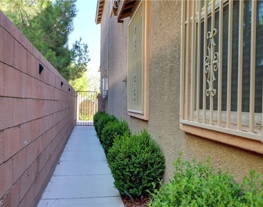 7110 Purple Iris Avenue - Photo Thumbnail 40