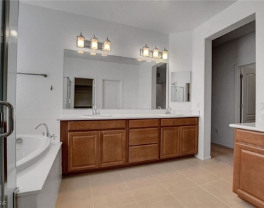 7110 Purple Iris Avenue - Photo Thumbnail 29