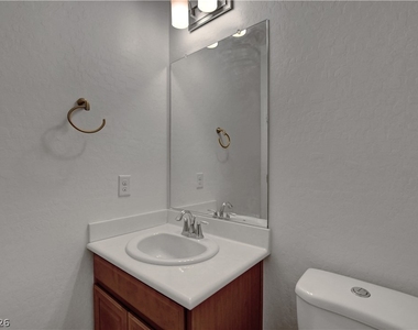7110 Purple Iris Avenue - Photo Thumbnail 22