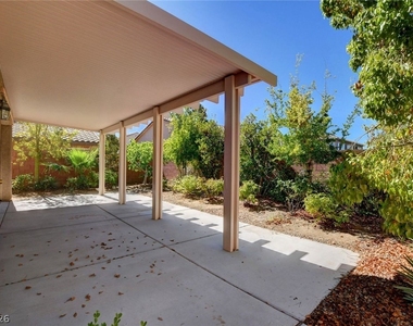 7110 Purple Iris Avenue - Photo Thumbnail 19
