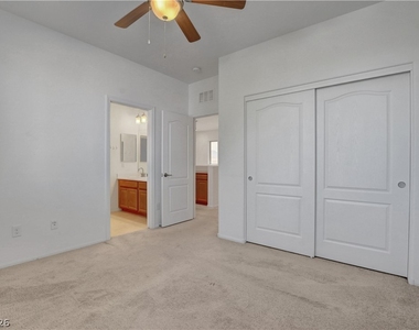 7110 Purple Iris Avenue - Photo Thumbnail 11