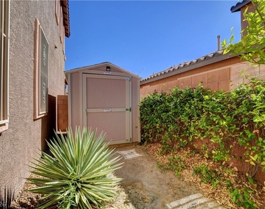7110 Purple Iris Avenue - Photo Thumbnail 32