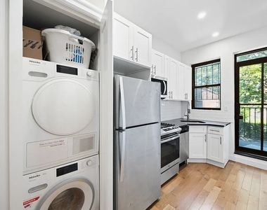 521 Decatur Street - Photo Thumbnail 1