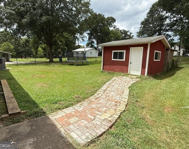 12 Georgia Avenue - Photo Thumbnail 14