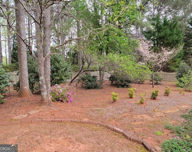 225 Lockmeade Way - Photo Thumbnail 31