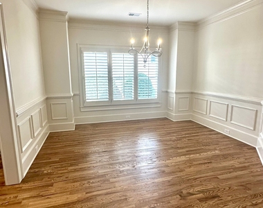 2635 Muskogee Lane - Photo Thumbnail 8