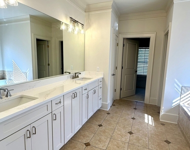 2635 Muskogee Lane - Photo Thumbnail 22