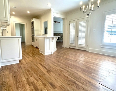 2635 Muskogee Lane - Photo Thumbnail 12