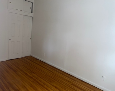 34-56 33rd Street - Photo Thumbnail 5