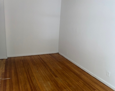 34-56 33rd Street - Photo Thumbnail 3
